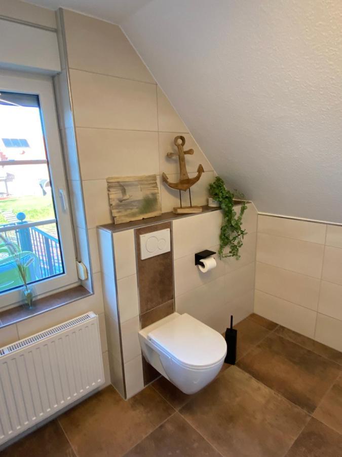 Huus Ant Deep Og Greetsiel Apartment Krummhoern Exterior photo